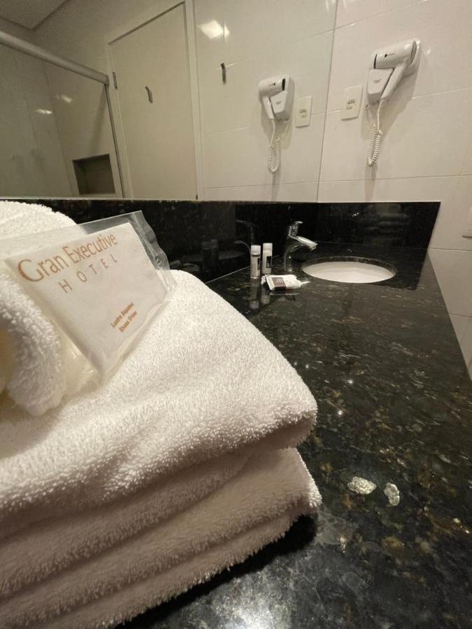 Gran Executive Hotel Ουμπερλάντια Εξωτερικό φωτογραφία
